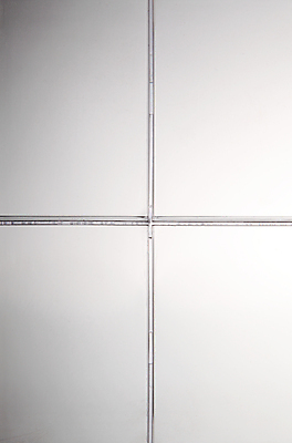 포토 JPG 해외이미지 백그라운드 창문 유리 선반 사람없음 빛 세트 상자 쌓기 기구 투명 플라스틱 배열 전시회 진열장 쇼 유지 미니 신발장 정리함 해외포토 가구 모션 재질 전시 파일형식 이미지허브