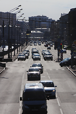 포토 JPG 해외이미지 도로 자동차 사람없음 햇빛 해외포토 길 육상교통 교통시설 태양 파일형식 이미지허브