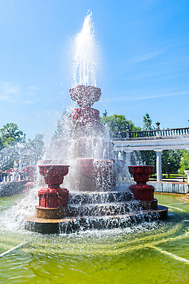 포토 JPG 해외이미지 구름 계절 공원 문화 여행 건축양식 자연 하늘 휴식 거리 사람없음 야외 장식 세로 초록색 물 여름 파란색 환경 정원 산책 기쁨 흐름 추위 수확 물방울 신선 도시 개울 사발 갈증 분수 웅덩이 분무기 내추럴 압력 잔물결 효과 해외포토 자연요소 공공시설 건축 감정 물결 컬러 컨셉 농업 강 사기그릇 생태계 파일형식 이미지허브