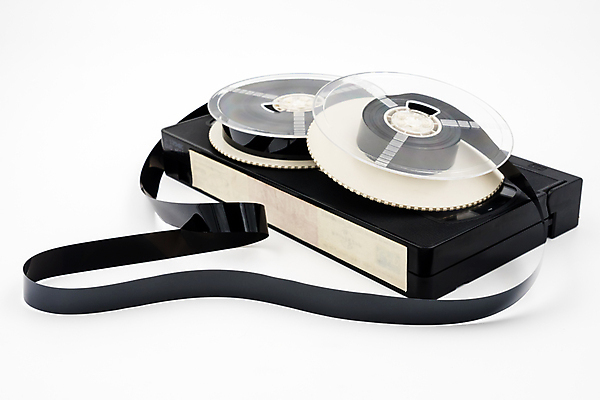 포토 JPG 해외이미지 산업 리본 백그라운드 놀이 주택 사람없음 검은색 사진촬영 텔레비전 자료 침묵 장비 추위 정보 수확 골동품 흰색 카세트테이프 개울 역사 클래식 중앙 영화관 필름 손목시계 영화 오브젝트 복고 과거 오디오 테이프 아날로그 시스템 동영상 얼레 구성 구식 녹음기 옛날 중고 해외포토 시계 컬러 컨셉 농업 장신구 문화예술 문구용품 건물 전자제품 강 촬영 소리 극장 파일형식 녹음_기록 이미지허브