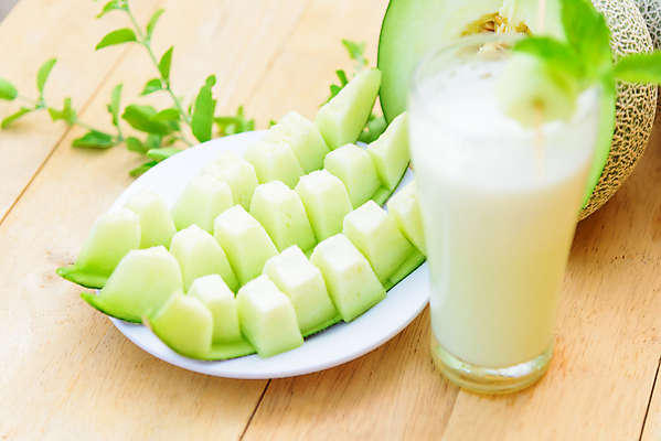 포토 JPG 해외이미지 식물 음식 조각 백그라운드 밭 다이어트 채소 오렌지 과일 수박 건강 사람없음 초록색 물 노란색 흰색 신선 달콤 멜론 자르기 싱글 유기농 원예 날것 슬라이스 내추럴 숙성 온실 채식주의자 해외포토 자연요소 웰빙 컬러 농업 모션 취미 맛 채식 파일형식 이미지허브