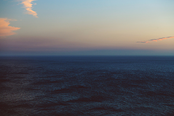 포토 JPG 해외이미지 구름 파도 바다 여행 오렌지 자연 하늘 휴가 풍경 사람없음 야외 가로 빨간색 물 여름 관광지 빛 컬러풀 햇빛 태양 반사 일출 보라색 어둠 침묵 일몰 새벽 저녁 천국 빛망울 넘어짐 웅장함 수평선 해외포토 자연요소 계절 컬러 과일 모션 노을 소리 야간 생태계 파일형식 이미지허브