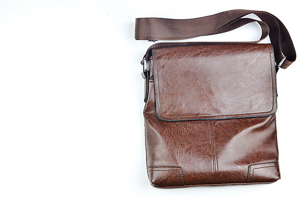 포토 JPG 해외이미지 학생 손 디자인 옷 남자 여행 백그라운드 서류가방 가방 비즈니스 손잡이 사람없음 그래픽 파란색 사무실 갈색 유행 카메라 검은색 핸드백 흰색 도시 지갑 던지기 컨테이너 가죽 오브젝트 어깨 싱글 그림 복고 수납 직사각형 고립 스트랩 스타일 해외포토 도형 잡화 산업 컬러 모션 사람 신체부위 전자제품 파일형식 이미지허브