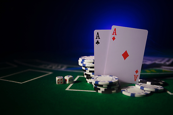 포토 JPG 해외이미지 사람없음 트럼프 포커칩 도박 카지노 포커 해외포토 놀이용품 게임 파일형식 이미지허브