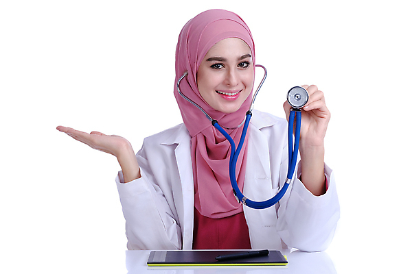 포토 JPG 해외이미지 직업 라이프스타일 응시 여자 청진기 실내 건강 병원 한명 서기 미소 사람 성인 가로 약 건강관리 자료 환자 간호사 의사 정보 대표 이슬람교 서비스 보여주기 적재 독립 돌봄 서류판 인턴 해외포토 1 시선 종교 비즈니스 의학 의료기기 모션 표정 관리 내부 생활 사무용품 의료진 파일형식 이미지허브