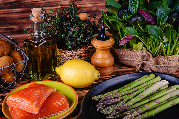 포토 JPG 해외이미지 계절 음식 잎 농업 다이어트 토마토 채소 재료 자연 탁자 감자 건강 마늘 사람없음 목재 빨간색 정원 보라색 샐러드 수확 성장 시골 신선 상추 다발 허브 속도 유기농 원예 아스파라거스 날것 뿌리 연어 내추럴 비트 아티초크 채식주의자 비건 해외포토 나무 식물 웰빙 산업 컬러 가구 어류 취미 생태계 채식 파일형식 이미지허브