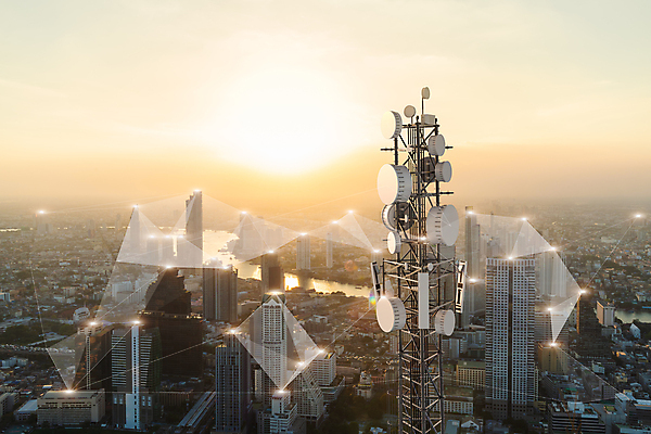 포토 JPG 해외이미지 접시 인터넷 통신 모바일 미래 세포 안테나 사람없음 건물 스마트폰 글로벌 우주 탑 금속 디지털 텔레비전 자료 일몰 장비 인공위성 도시 네트워크 전자레인지 역 연결 무선전화기 전화기 수화기 속도 라디오 신호 방송 전염 시스템 돛대 송신기 셀룰러 4G 해외포토 식기 건축물 컨셉 교통시설 재질 IT 전자제품 핸드폰 스마트기기 노을 가전제품 레인지 질병 감염 파일형식 이미지허브