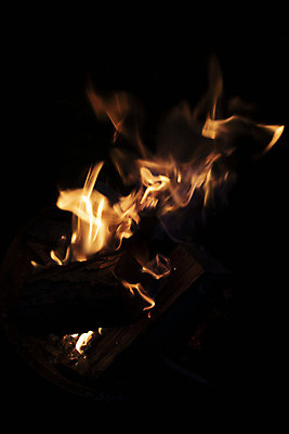 포토 JPG 해외이미지 백그라운드 오렌지 모션 자연 사람없음 야외 가로 빨간색 빛 컬러풀 검은색 어둠 캠핑 에너지 뜨거움 더위 야간 결합 위험 모닥불 악마 폭발 벽난로 질감 매움 화재 연소 광 엘리먼트 지옥 화상 해외포토 자연요소 컬러 컨셉 과일 불 레저 날씨 맛 상처 사건 생태계 파일형식 이미지허브