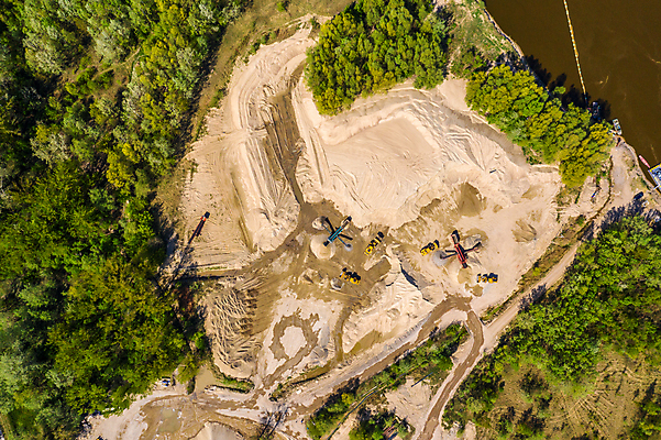 포토 JPG 해외이미지 직업 산업 모래 교통수단 공장 산 건설업 사람없음 가로 환경 폭포 장비 동굴 떨어짐 불도저 먼지 트랙터 짐차 무거움 흙더미 석회암 조감도 지질학 해외포토 교육 교통 컨셉 공업 자동차 자연 흙 암석 중장비 무게 농기계 특수차량 파일형식 더미 이미지허브
