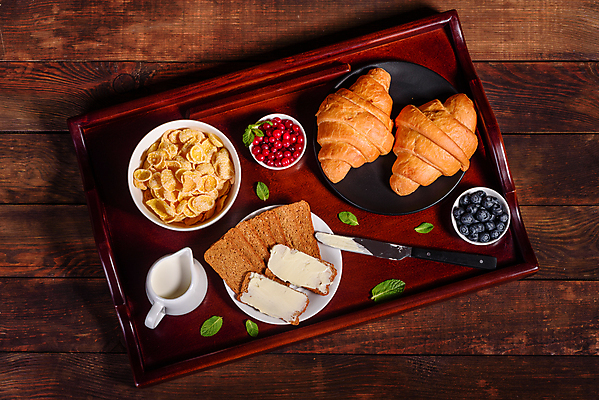 포토 JPG 해외이미지 접시 과일 바나나 실내 키위 사람없음 크래커 시리얼 크루아상 크림 블루베리 고소한맛 나무쟁반 잼나이프 페스츄리 나무배경 해외포토 식기 음식 빵 백그라운드 쟁반 내부 목재 쿠키 나이프 맛 파일형식 이미지허브