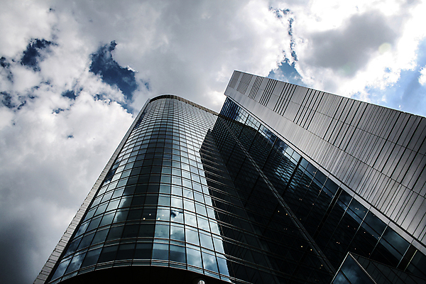 포토 JPG 해외이미지 외관 건축양식 유리 사람없음 건물 사무실 탑 고층빌딩 블록 도시 폴란드 바르샤바 해외포토 건축물 건축 유럽 비즈니스 재질 빌딩 파일형식 이미지허브