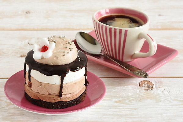 포토 JPG 해외이미지 커피 티타임 사람없음 초콜릿 달콤 커피잔 티스푼 초코케이크 해외포토 음료 휴식 디저트 잔 케이크 숟가락 맛 파일형식 이미지허브