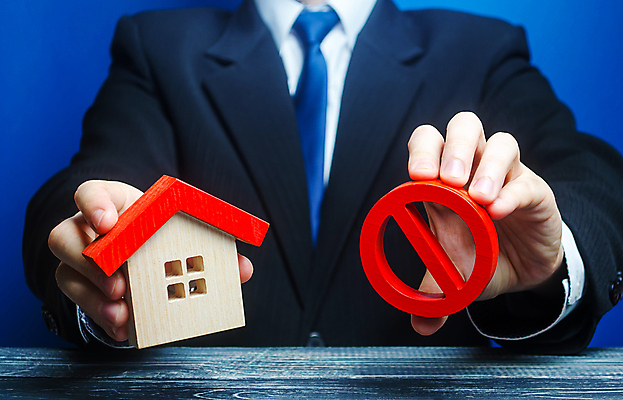 포토 JPG 해외이미지 컨셉 비즈니스 부동산 주택 사람없음 건물 빨간색 세일 금지 수술 재산 정지 위험 가격 거절 심볼 속도 옵션 투자 문제 평가 보험 부족 파산 대출 관심 그만 렌탈 해외포토 건축물 컬러 의학 모션 치료 금융 파일형식 이미지허브