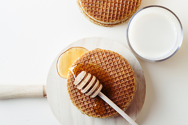 포토 JPG 해외이미지 음식 다이어트 디저트 건강 사람없음 목재 쿠키 흐름 우유 에너지 닫기 달콤 맛 아침식사 상품 크림 국자 유기농 질감 브런치 꿀 와플 팬케이크 바이오 캐러멜 디톡스 해외포토 나무 웰빙 컨셉 재료 모션 주방용품 유제품 케이크 식사 파일형식 이미지허브