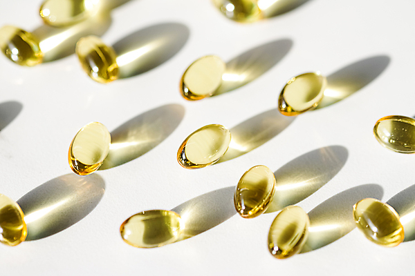 포토 JPG 해외이미지 사람없음 알약 노란색 건강관리 흰색 낟알 영양제 오메가 항생제 해외포토 컬러 건강 관리 약 파일형식 이미지허브