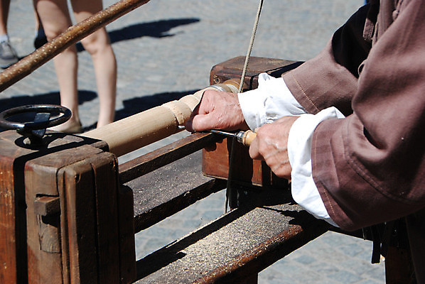 포토 JPG 해외이미지 손 노동자 사람없음 목재 기계 수확 기구 업무 작업실 제조 복고 장인 되감기 핸드메이드 해외포토 나무 직업 농업 재료 신체부위 작업 파일형식 이미지허브