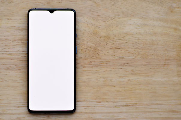 포토 JPG 해외이미지 라이프스타일 디자인 백그라운드 인터넷 비즈니스 통신 탁자 모바일 프레임 세포 사람없음 목재 스마트폰 핸드폰 사무실 알약 갈색 디지털 스크린 웹 공백 터치 흰색 공구 닫기 어플리케이션 스마트 책상 오브젝트 클립 전자 온라인 패드 거짓 고립 목업 카피스페이스 해외포토 나무 컬러 가구 컨셉 재료 모션 생활 전자제품 스마트기기 약 도구 파일형식 이미지허브