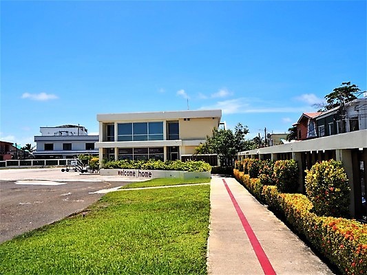 포토 JPG 해외이미지 바다 섬 여행 교통시설 하늘 휴가 비행기 사람없음 야외 물 파란색 뷰티 여행객 공항 작음 항공 프로펠러 벨리즈 활주로 대패 이국적 착륙 파라다이스 해외포토 자연요소 길 컬러 교통 항공교통 대중교통 사람 중앙아메리카 크기 시설 파일형식 이미지허브