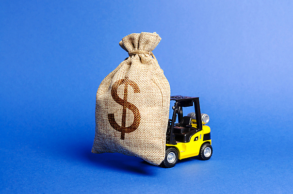 포토 JPG 해외이미지 컨셉 돈 사람없음 금융 경제 달러 돈자루 파란배경 짐차 지게차 수입 해외포토 백그라운드 자동차 파란색 중장비 재산 파일형식 이미지허브