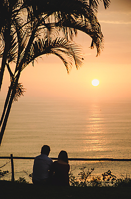 포토 JPG 해외이미지 커플 행복 호수 바다 여행 백그라운드 자연 휴가 휴식 함께함 사랑 앉기 사람없음 물 뷰티 일몰 봄 유혹 페루 수평선 해외포토 자연요소 계절 감정 컨셉 관계 모션 노을 남아메리카 생태계 파일형식 이미지허브