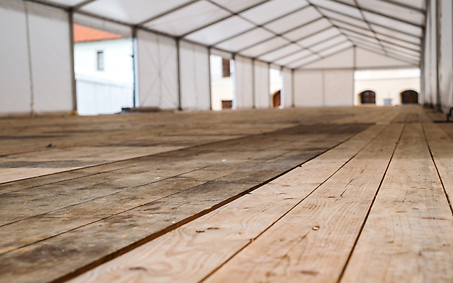 포토 JPG 해외이미지 모양 디자인 산업 백그라운드 십자가 패턴 곡선 건축양식 지붕 추상 프레임 실내 텐트 사람없음 야외 내부 건물 장식 여름 빛 갈색 우주 금속 덮개 흰색 기둥 바 연결 철 싱글 천장 천막 캔버스 봉 땅바닥 철강 해외포토 건축물 계절 건축 선 컬러 무늬 재질 바닥 캠핑도구 뚜껑 파일형식 이미지허브