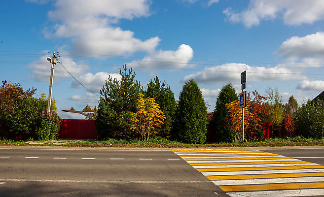 포토 JPG 해외이미지 나무 계절 길 여행 백그라운드 단풍 잎 오렌지 건축양식 자연 하늘 휴가 거리 주택 풍경 사람없음 야외 목재 빨간색 초록색 컬러풀 노란색 마을 환경 정원 활발 운전 가을 시골 재산 큼 오솔길 10월 내추럴 방법 벨로루시 옛날 해외포토 식물 건축 컬러 컨셉 과일 재료 모션 건물 금융 날짜 크기 생태계 파일형식 이미지허브
