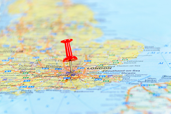 포토 JPG 해외이미지 지도 영국 실내 사람없음 아웃포커스 압정 소프트포커스 위치 해외포토 유럽 촬영기법 내부 사무용품 파일형식 이미지허브