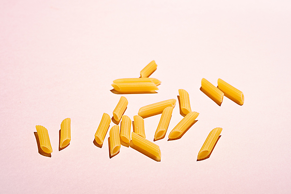 포토 JPG 해외이미지 사람없음 펜네 분홍색배경 해외포토 분홍색 백그라운드 파스타 파일형식 이미지허브