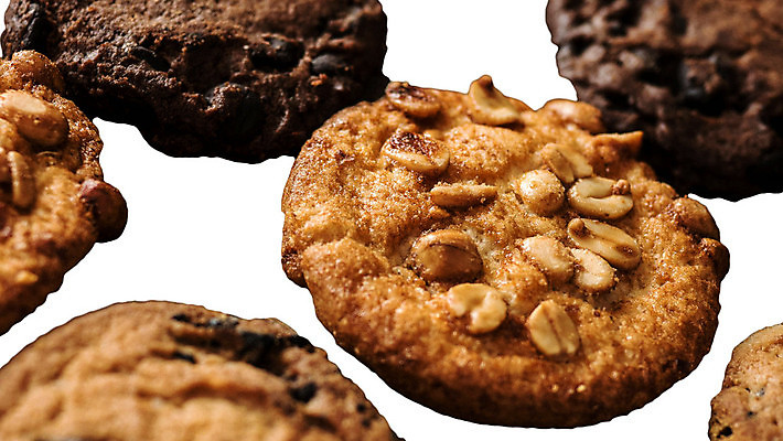 포토 JPG 해외이미지 전통 음식 백그라운드 디저트 건강 요리 사람없음 갈색 쿠키 과자 케이크 초콜릿 식사 빵집 견과류 흰색 대접 신선 원형 달콤 맛 아침식사 폐기물 낟알 유혹 설탕 자르기 시리얼 굽기 먹기 크림 땅콩 칼로리 버터 건포도 고립 부스러기 오트밀 페스츄리 해로움 핸드메이드 해외포토 도형 빵 컬러 컨셉 모션 포도 상점 쓰레기 구이 건과일 파일형식 귀리 이미지허브