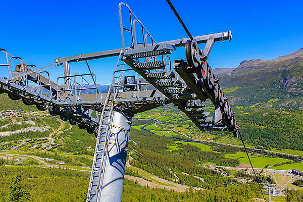 포토 JPG 해외이미지 유럽 여행 자연 스키 산 파노라마 노르웨이 사람없음 초록색 마을 계곡 트래킹 하이킹 시골 센터 정상 숲 언덕 리프트 산악지대 스칸디나비아 해외포토 나라 컬러 레저 겨울스포츠 촬영기법 생태계 파일형식 이미지허브