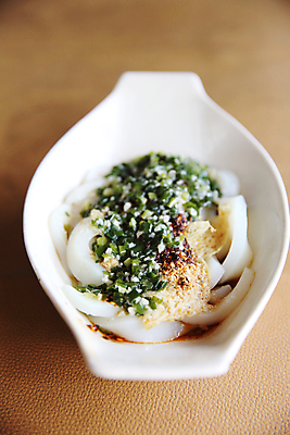 포토 JPG 해외이미지 전통 접시 음식 다이어트 채소 밥 파스타 건강 육류 요리 동양인 사람없음 식사 저녁식사 치킨 중국 소고기 흰색 면 뜨거움 사발 맛 수프 국수 매움 점심식사 핸드메이드 해외포토 식기 아시아 컬러 컨셉 식재료 서양음식 인종 면류 사기그릇 닭고기요리 파일형식 이미지허브