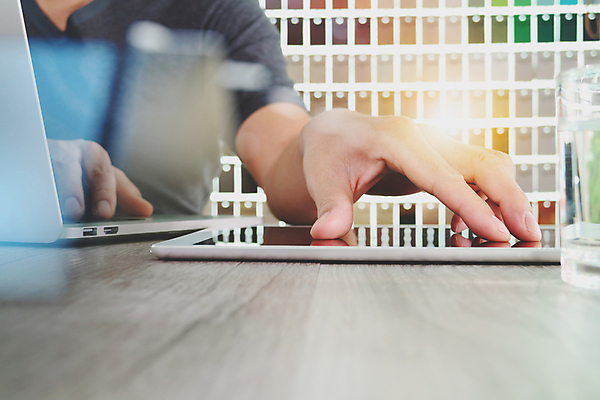 포토 JPG 해외이미지 식물 라이프스타일 손 디자인 종이 컨셉 비즈니스 건축양식 탁자 설계 주택 실내 사람 사람없음 내부 건물 장식 노트북 컴퓨터 사무실 알약 펜 공책 방 장비 바위 작업 작업실 수리 계획 건축가 가죽 디자이너 스케치 책상 그림 리빙 패드 힙스터 해외포토 직업 건축물 패션 건축 가구 문구용품 미술 생활 신체부위 전자제품 필기구 약 돌_바위 파일형식 이미지허브