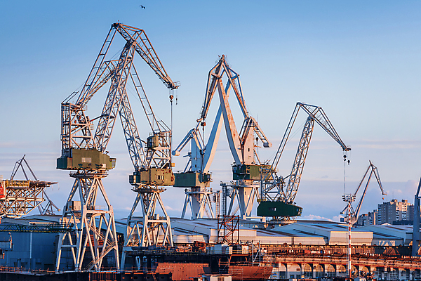 포토 JPG 해외이미지 주간 하늘 사람없음 야외 중장비 조선소 기중기 산업시설 산업현장 해외포토 자연요소 산업 산업장비 파일형식 이미지허브