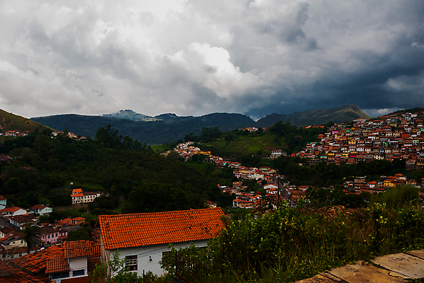 포토 JPG 해외이미지 전통 문화 도로 여행 건축양식 배낭 하늘 휴가 산 거리 주택 파노라마 미술 풍경 사람없음 도시풍경 교회 마을 검은색 기차 조약돌 바위 도시 역사 황금 언덕 타운 브라질 산악지대 노예 식민지 옛날 해외포토 건축 길 육상교통 컬러 가방 종교건축 교통시설 문화예술 대중교통 촬영기법 건물 돌_바위 남아메리카 파일형식 이미지허브