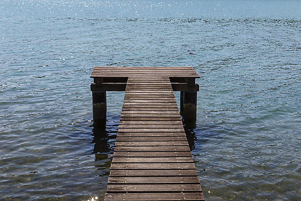 포토 JPG 해외이미지 파도 바다 여행 백그라운드 자연 휴가 휴식 사람없음 야외 목재 물 여름 파란색 빛 태양 반사 평화 일출 항구 침묵 봄 방파제 장면 옛날 해외포토 자연요소 나무 계절 공공시설 컬러 컨셉 재료 교통시설 노을 소리 생태계 파일형식 이미지허브