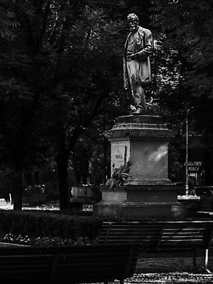 포토 JPG 해외이미지 유럽 교통시설 거리 버스 자물쇠 건강 가면 사람없음 도시풍경 꼬리표 라벨 상점 이탈리아 잠김 금지 긴급 도시 업무 바 도심 고독 보호 사인 상업 규칙 셔터 영 고립 그만 위기 적자 혼자 비용 해외포토 감정 나라 육상교통 교통 컨셉 대중교통 프레임 풍경 경제 숫자 작업 시설 파일형식 이미지허브