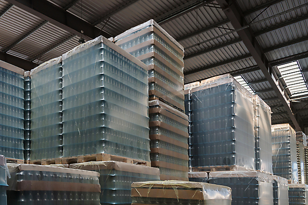 포토 JPG 해외이미지 식물 산업 음료 백그라운드 포장 공장 교통시설 모션 유리 새로움 바닥 사람없음 내부 빛 우주 상점 금속 화물 도시 팔레트 상품 창고 패키지 수납 소매 제비 물류 짐싸기 격납고 분배 설치 신발장 줄서기 철강 포장소품 하드웨어 공급 해외포토 교통 컨셉 공업 재질 조류 컴퓨터 운송업 오브젝트 시설 포장재료 파일형식 이미지허브