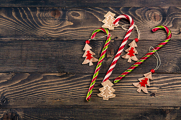 포토 JPG 해외이미지 백그라운드 크리스마스장식 크리스마스 패턴 자연 벽지 탁자 휴가 새로움 새해 기념 사탕 선물 사람없음 목재 장식 상자 갈색 축제 어둠 시골 소나무 막대기 플랫 정상 연도 심볼 책상 복고 머리위 위치 구성 핸드메이드 목업 해외포토 나무 기념일 컬러 가구 컨셉 무늬 재료 디저트 생태계 파일형식 이미지허브