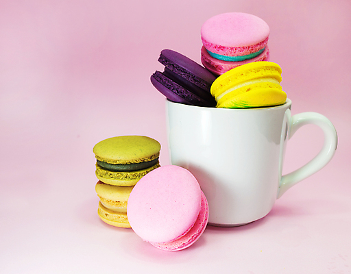 포토 JPG 해외이미지 전통 디저트 요리 사람없음 컵 초록색 컬러풀 갈색 노란색 쿠키 과자 케이크 초콜릿 여러개 빵집 프랑스 달콤 맛 설탕 굽기 레몬 모음 마카롱 프랑스어 페스츄리 해외포토 문자 식기 유럽 음식 빵 컬러 다수 컨셉 과일 상점 구이 파일형식 이미지허브