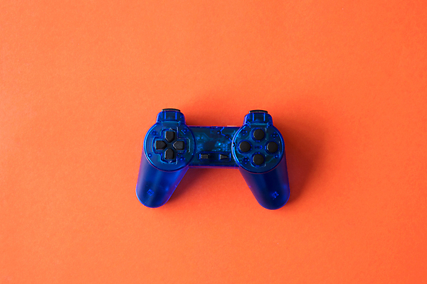 포토 JPG 해외이미지 백그라운드 오렌지 놀이 사람없음 파란색 컴퓨터 장난감 검은색 기쁨 게임 막대기 역 무선전화기 오브젝트 전자 조이스틱 동영상 패드 위로 관리자 비디오게임 제어 키패드 해외포토 감정 컬러 과일 교통시설 전자제품 게임기 전화기 파일형식 이미지허브