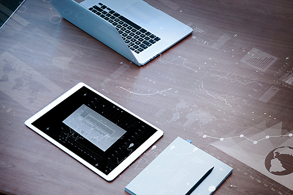 포토 JPG 해외이미지 손 인터넷 비즈니스 주택 사람없음 목재 금융 노트북 쇼핑 컴퓨터 상점 공책 자료 정보 타이핑 키보드 잡기 신용카드 구매 위험 무선전화기 보안 상업 전자 결제 온라인 전자상거래 해외포토 나무 컨셉 재료 모션 문구용품 안전 건물 신체부위 경제 전자제품 전화기 파일형식 이미지허브