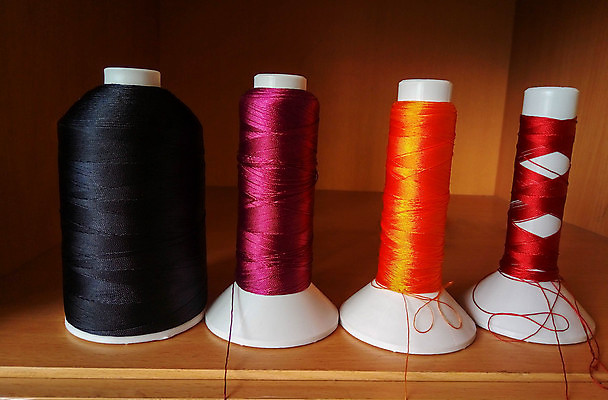 포토 JPG 해외이미지 디자인 옷 산업 백그라운드 무지개 패턴 취미 사람없음 목재 빨간색 컬러풀 유행 직물 면 업무 그룹 실 바느질 실크 공예 오브젝트 실타래 자수 섬유 재단 양모 스펙트럼 퀼트 해외포토 자연요소 나무 컬러 무늬 재료 작업 파일형식 이미지허브