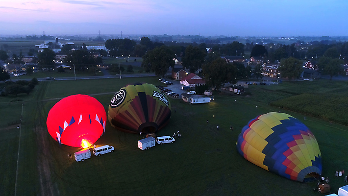 포토 JPG 해외이미지 주간 사람없음 야외 마을 열기구 해외포토 자연요소 항공교통 파일형식 이미지허브