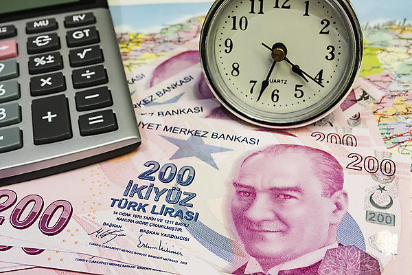 포토 JPG 해외이미지 유럽 종이 백그라운드 지폐 돈 비즈니스 성공 사람없음 금융 경제 쇼핑 동전 쪽지 저축 흰색 시장 재산 구매 주식 심볼 속도 무역 질감 투자 가치 칠면조 계산서 월급 고립 예산 위기 튀르키예 해외포토 나라 산업 아시아 컬러 컨셉 조류 파일형식 이미지허브