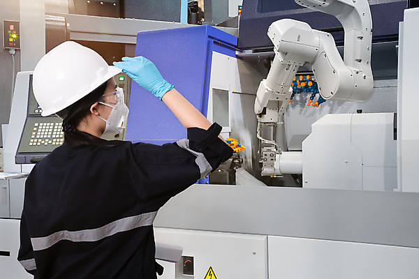 포토 JPG 해외이미지 직업 여자 산업 얼굴 유니폼 공장 건강 가면 한명 안전 동양인 환경 기계 장비 업무 작업실 기술자 엔지니어 바이러스 제조 보호 안전모 헬멧 스마트 로봇 예방 공학 유지 혁명 운영자 제어 코로나바이러스 해외포토 1 옷 교육 컨셉 공업 사람 인종 신체부위 작업 안전장비 보호장비 파일형식 이미지허브