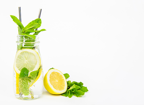 포토 JPG 해외이미지 모양 식기 음료 다이어트 유리 아침 귤 건강 사람없음 초록색 컬러풀 신선 칵테일 항아리 레몬 레모네이드 민트 상쾌 친환경 유기농 라임 당뇨병 제어 채식주의자 해외포토 주간 웰빙 감정 컬러 과일 재질 주류 환경 도자기 질병 허브 채식 에이드 파일형식 이미지허브