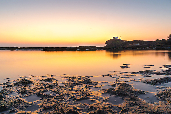 포토 JPG 해외이미지 전통 아시아 종교 문화 파도 바다 여행 건축양식 자연 하늘 벽돌 산 사람없음 야외 물 파란색 빛 침묵 깃발 사찰 언덕 첨탑 기념물 힌두교 해외포토 자연요소 건축 나라 컬러 종교건축 탑 소리 생태계 파일형식 이미지허브