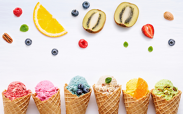 포토 JPG 해외이미지 오렌지 딸기 키위 사람없음 견과류 블루베리 산딸기 아이스크림콘 콘아이스크림 바닐라 피스타치오 카피스페이스 해외포토 과일 아이스크림 공백 콘 파일형식 이미지허브