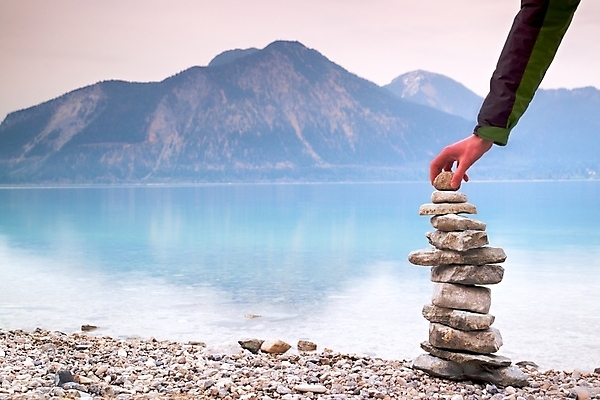 포토 JPG 해외이미지 호수 바다 섬 불교 손가락 휴식 산 아이디어 손바닥 사람 풍경 사람없음 쌓기 평화 귀여움 스파 화목 침묵 조약돌 바위 마음 연못 영혼 명상 만족 피라미드 심플 내추럴 단절 돌봄 땅바닥 수평선 완전 해외포토 건축물 손 감정 종교 컨셉 모션 바닥 소리 돌_바위 랜드마크 파일형식 이미지허브