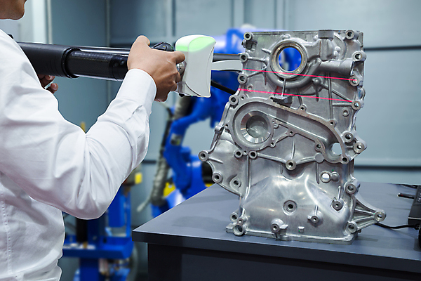 포토 JPG 해외이미지 손 산업 공장 자동차 표면 기술 사람없음 파란색 3D 금속 기계 장비 공구 잡기 틈 엔지니어 제조 스마트 로봇 측정 역동적 각도 전자 시스템 팔 정비공 공학 유지 개발 자동 자동화 제어 지능 철강 해외포토 교육 육상교통 컬러 컨셉 공업 모션 재질 신체부위 도구 기술자 디지털합성 파일형식 이미지허브